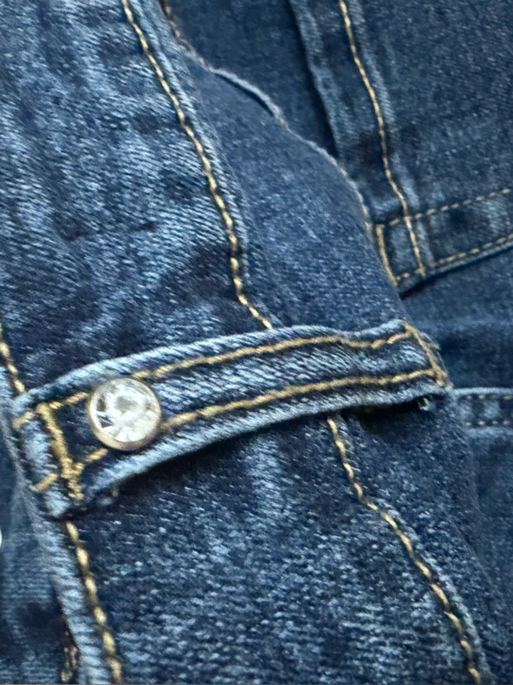 Rebecca Minkoff Mid-Rise Blue Denim Shorts - Picture 11 of 11